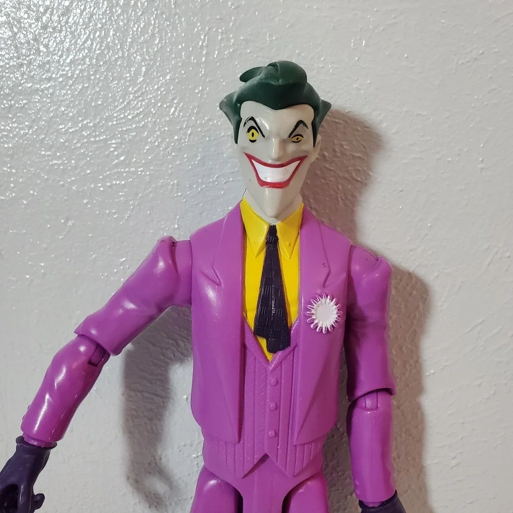 DC Comics Joker Action Figure Purple‎ Suit Vintage Style DWM52